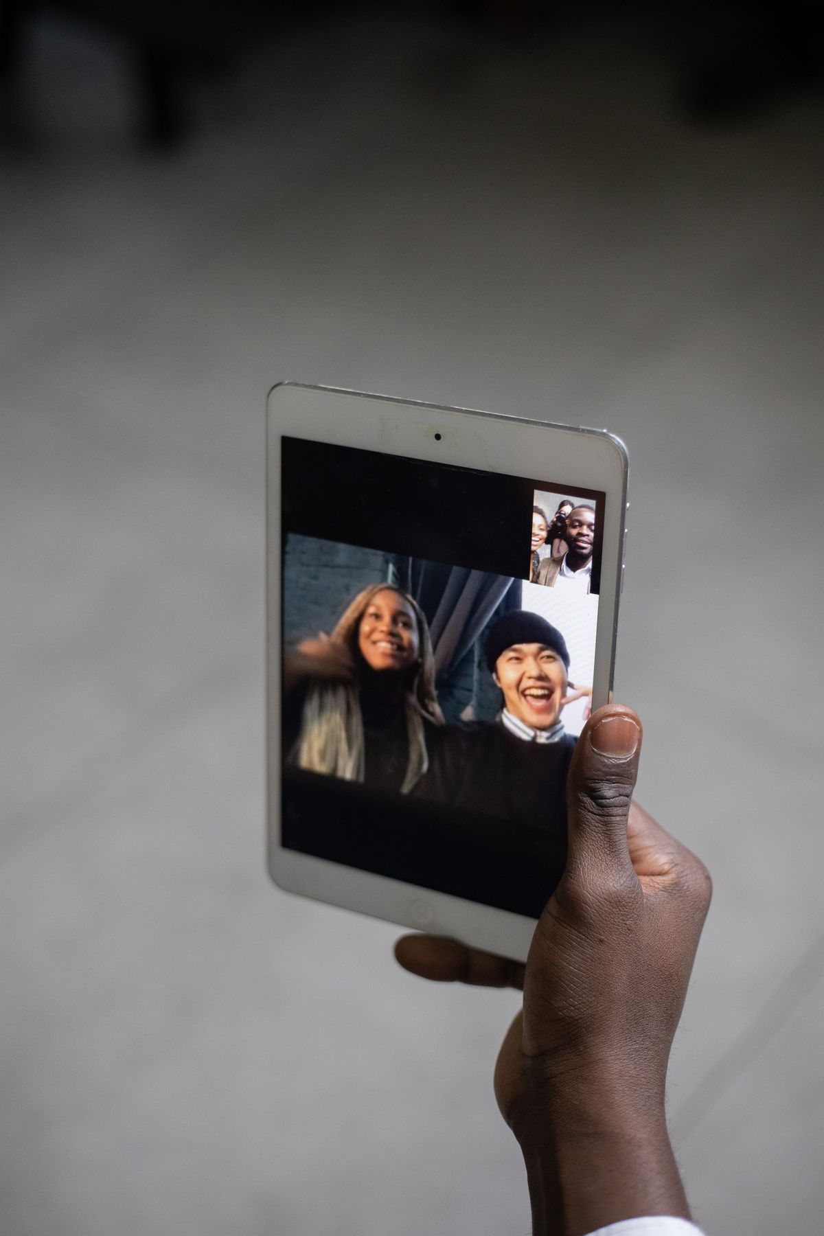 Videocall in Zoom of Google Meet met automatische AI-notulen